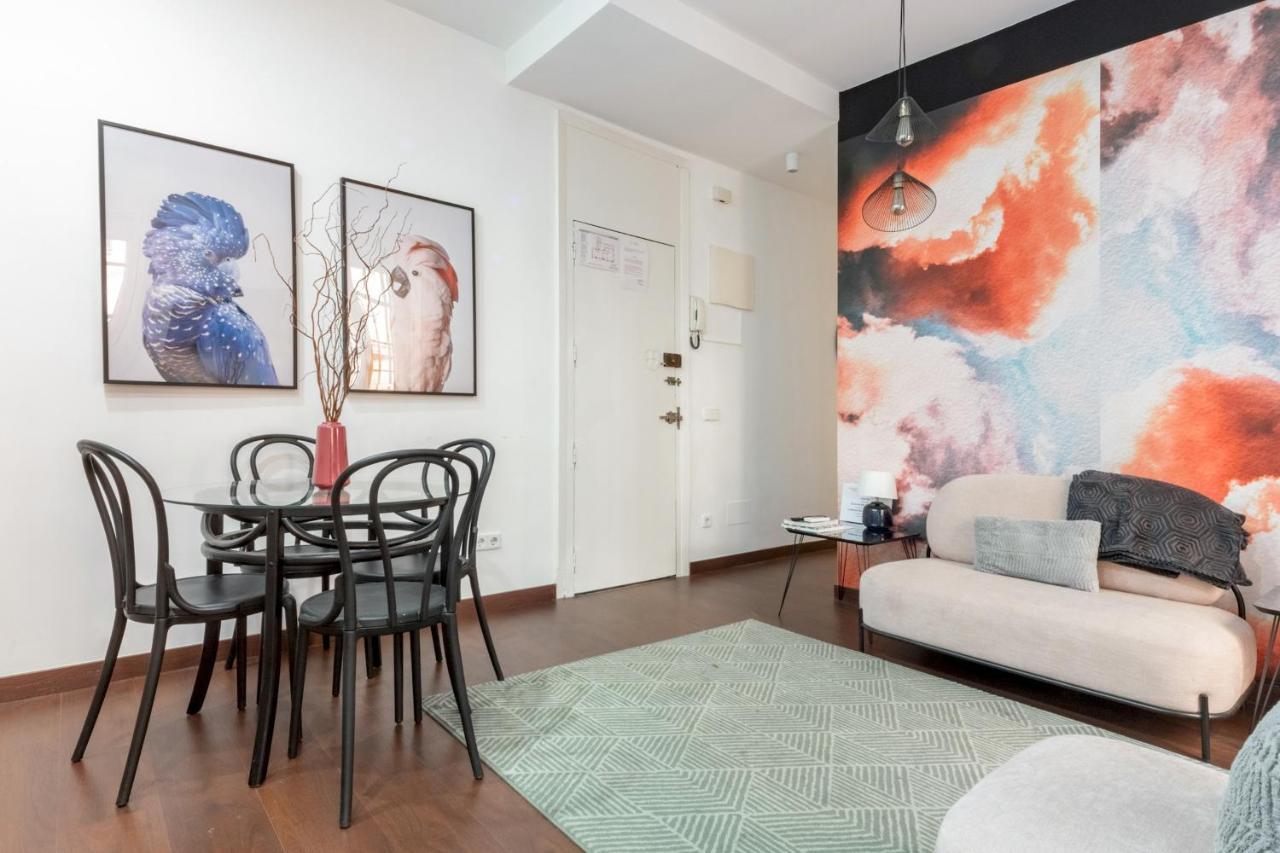 2 Bedrooms 2 Bathrooms Furnished - Malasana - Bright Stylish - Mintystay Madrid Dış mekan fotoğraf