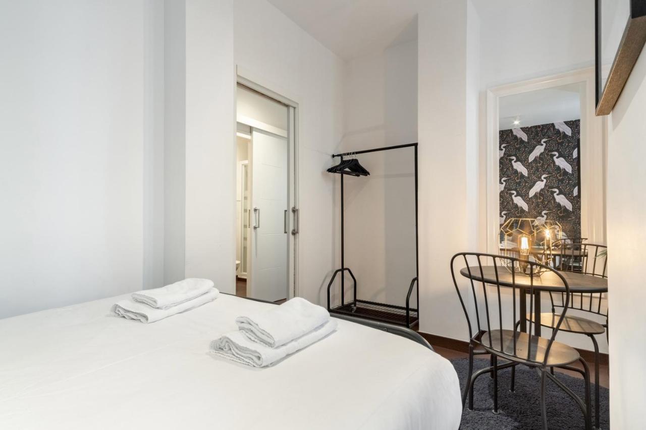 2 Bedrooms 2 Bathrooms Furnished - Malasana - Bright Stylish - Mintystay Madrid Dış mekan fotoğraf